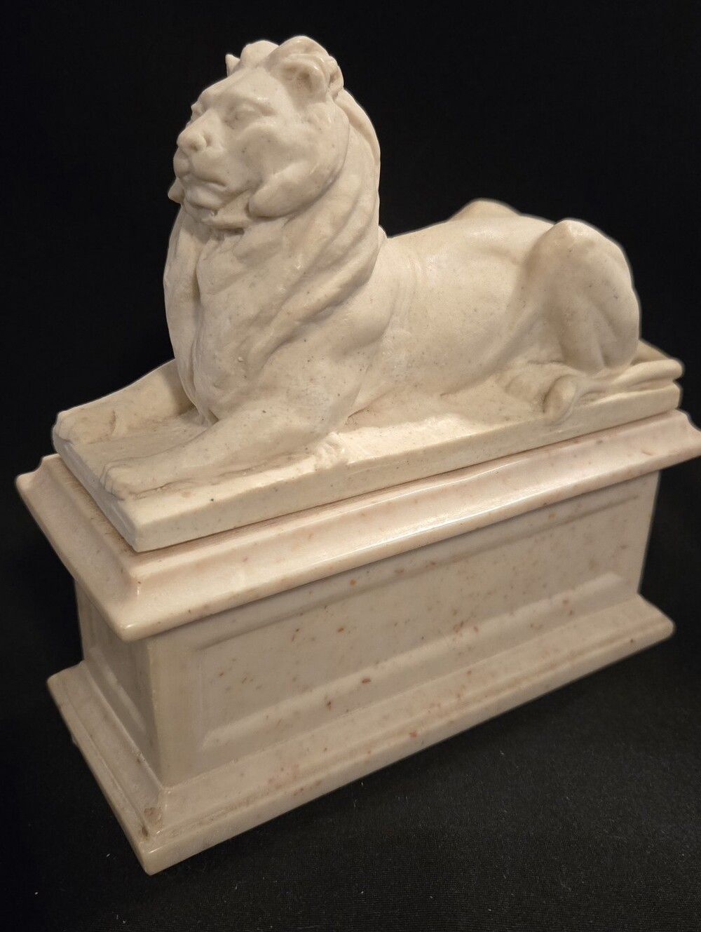 New York Public Library Marble Lion Sculpture Decorative Statue Or Bookend